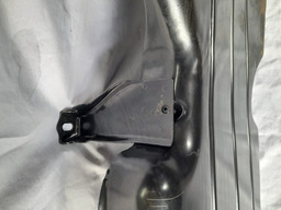 PROTETOR TANQUE COMBUSTIVEL DISCOVERY 4 2012 A 2016 DETALHE