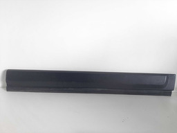 Friso Porta Dianteira Direita Discovery 4 2012 A 16 Detalhe