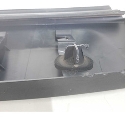 FRISO PORTA DIANTEIRA DIREITA DISCOVERY 4 2012 A 16 DETALHE