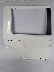 PORTA TRASEIRA DIREITA DISCOVERY 3 4 2005 2006 A 2016 DETALH