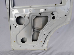 PORTA TRASEIRA DIREITA DISCOVERY 3 4 2005 2006 A 2016 DETALH