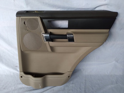 Forro Porta Tras Direita Discovery 4 2012 A 2016 Detalhe 