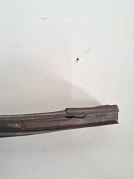 BORRACHA VIDRO PORTA TRAS DIREITA DISCOVERY 4 2012 DETALHE