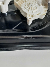 MAQUINA VIDRO TRAS ESQUERDA DISCOVERY 4 2012 A 16 DETALHE 