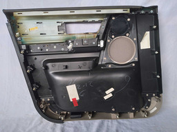 FORRO PORTA DIANTEIRA DIREITA DISCOVER 4 2012 A 2016 DETALHE