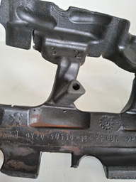 MOLDURA ACABAMENTO BICO INJETOR DISCOVERY 4 2012 DETALHE