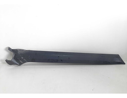 ACABAM. COLUNA PARABRISA ESQUERDO DISCOVERY 4 2012 DETALHE