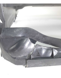 DEFLETOR RADIADOR DISCOVERY 4 3.0 DIESEL 2012 A 16 DETALHE