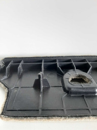 FORRO ESQUERDO PORTA MALA DISCOVERY 4 2012 A 2016 DETALHE