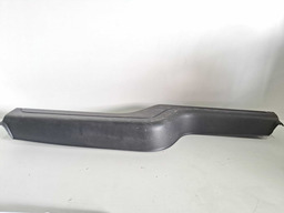 ACABAMENTO TAMPA TRASEIRA DISCOVERY 4 2012 A 16 DETALHE USO