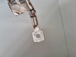 CABO NEGATIVO BATERIA RENAULT OROCH 2022 A 2024