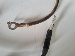 CABO NEGATIVO BATERIA RENAULT OROCH 2022 A 2024