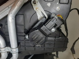 CAIXA AR CONDICIONADO DISCOVERY 4 3.0 2012 A 2016