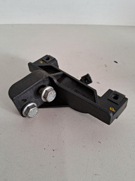 SUPORTE GUIA PARA LAMAS ESQ  FIAT LINEA 2010 A 2015 