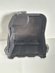 TAMPA CAIXA FUZIVEL HONDA CIVIC G10 2017 A 2021 DETALHE 