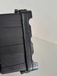 TAMPA CAIXA FUZIVEL HONDA CIVIC G10 2017 A 2021 DETALHE 