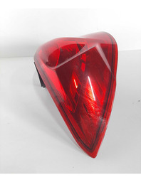 LANTERNA ESQUERDA FORD KA HATCH 2017 A 21 PEQ DETALHE LENTE