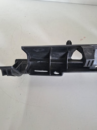 GUIA PARACHOQUE TRASEIRO ESQUERDO FORD KA 2019 A 2021