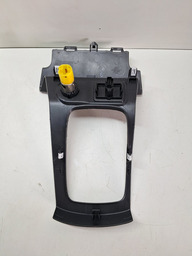 MOLDURA CONSOLE CENTRAL FORD KA 2015 A 2021 