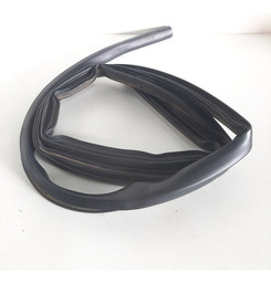 BORRACHA EXTERNA DIANTEIRA ESQUERDA FORD KA 2015 A 2021