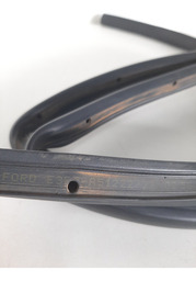 BORRACHA EXTERNA DIANTEIRA ESQUERDA FORD KA 2015 A 2021