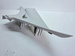 ACABAMENTO COLUNA TRASEIRA LADO DIREITO FORD KA 2015 A 2021