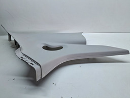 ACABAMENTO COLUNA TRASEIRA LADO ESQUERDO 2015 A 2021