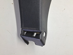 MOLDURA INFERIOR COLUNA BANCO TRAS DIR FORD KA 2015 A 2021