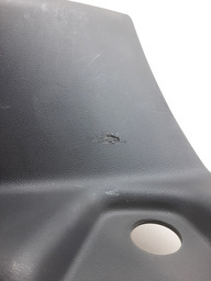 ACABAMENTO SOLEIRA BANCO TRAS DIREITO C3 2013 A 19 DETALHE