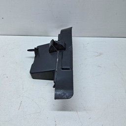 SUPORTE DEFLETOR ESQ RADIADOR RENAULT DUSTER 2015 A 2019