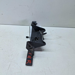 SUPORTE DEFLETOR DIREITO RADIADOR RENAULT DUSTER 2015 A 2019