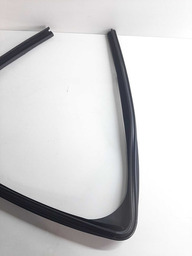 BORRACHA CANALETA VIDRO TRAS ESQUERDO CITROËN C3 2013 A 19
