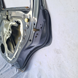 PORTA TRASEIRO DIREITO CITROEN C3 1.6 2013 A 2021