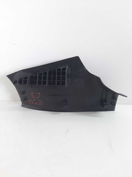 ACABAMENTO SOLEIRA PORTA TRAS ESQUERDA C3 2015 DETALHE USO