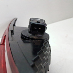 LANTERNA PARACHOQUE TRASEIRO ESQUERDO TORO 2016/25 VERMELHA