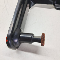 SUPORTE TRAVA BANCO DIANT ESQ FIAT TORO 2017  A 2021