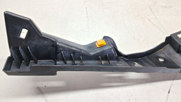 SUPORTE SOLEIRA TRAS ESQUERDA FIAT TORO 2017 A 2021