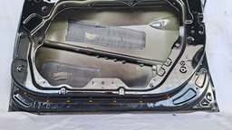 PORTA DIANT DIREITA AZERA 2012 A 16 PEQUENO DETALHE