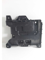 SUPORTE CAIXA BASE BATERIA 1.6 2013 A 18 PEQ DETALHE