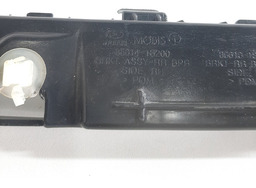 GUIA PARACHOQUE TRASEIRO DIREITO HB20 SEDAN 13 A 18 DETALHE