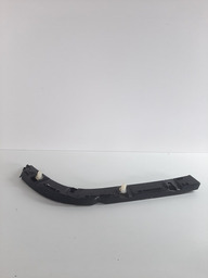 GUIA PARACHOQUE TRASEIRO DIREITO HB20 SEDAN 13 A 18 DETALHE