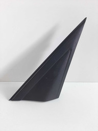 Moldura Retrovisor Direito Hb20 13 A 18 Detalhe Uso