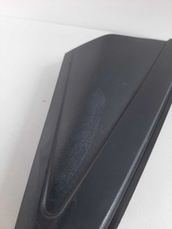 MOLDURA RETROVISOR DIREITO HB20 13 A 18 DETALHE USO