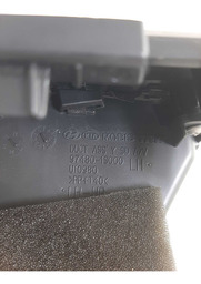 DIFUSOR AR LATERAL ESQUERDO HYUNDAI HB20 2013 A 18 DETALHE