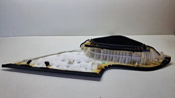 ACABAMENTO COLUNA TRAS LADO ESQ AZERA 2012 A 2015