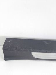 SOLEIRA PORTA DIANT ESQUERDA AZERA 2012 A 2016 DETALHE USO