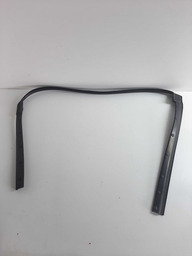 BORRACHA CANALETA TRASEIRA ESQUERDA AZERA 2012 A 16