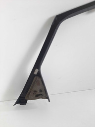 ACABAMENTO INTERNO TRASEIRO DIREITO AZERA 2012 A 16