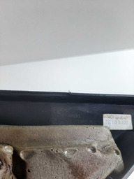 ACABAMENTO INTERNO TRASEIRO DIREITO AZERA 2012 A 16