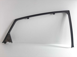 ACABAMENTO INTERNO TRASEIRO DIREITO AZERA 2012 A 16